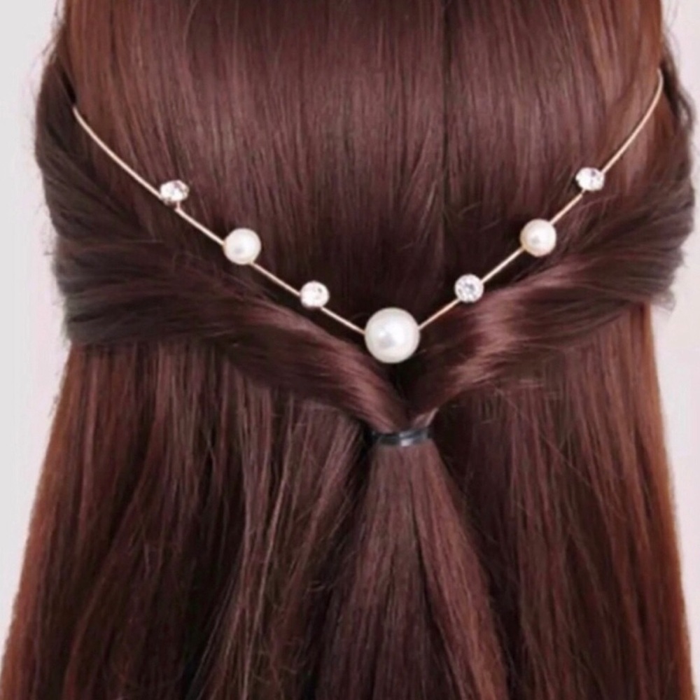 Elegant Faux Pearl and Crystal Gold Hair Chain - White Pearls
